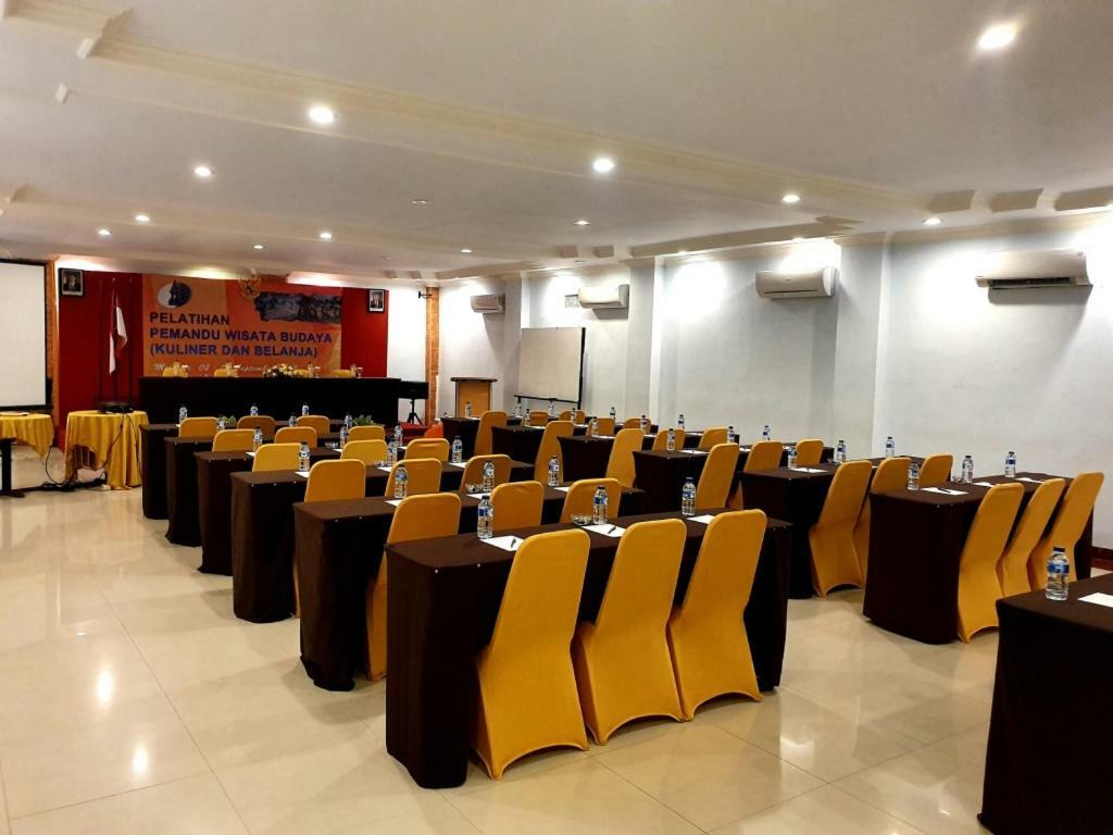 Careinn Merauke By Yolo Hospitality Extérieur photo